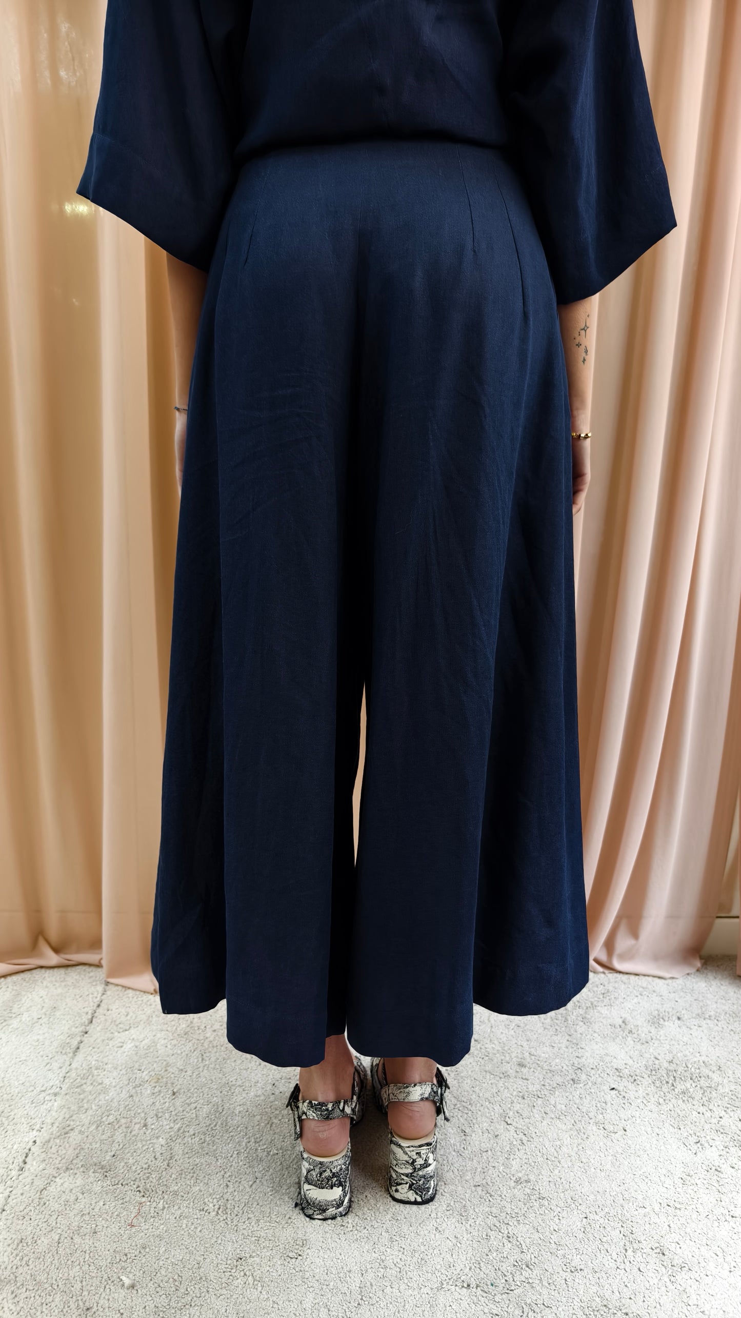 Gonna pantalone in seta fiori