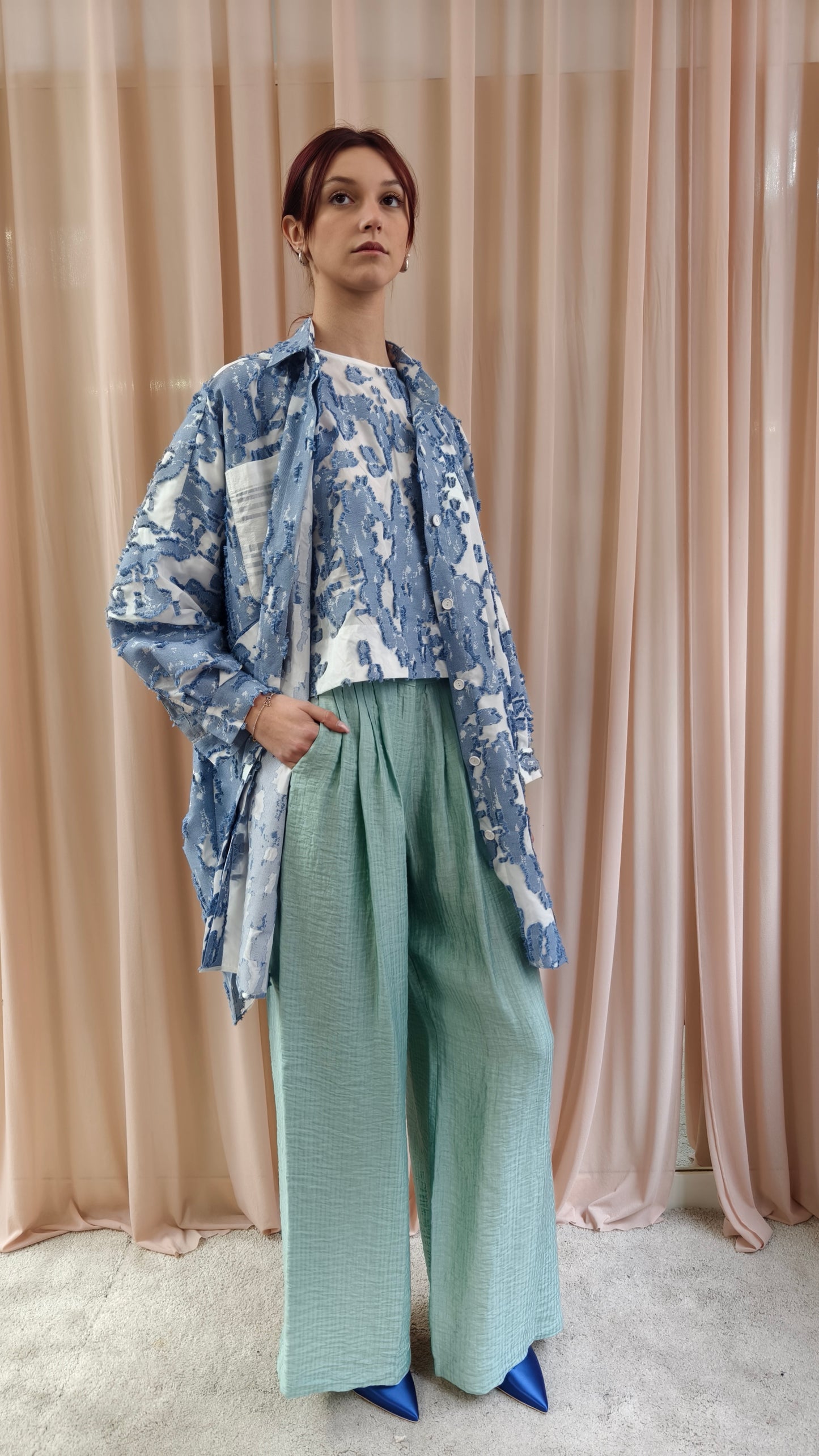 Pantalone wideleg in creponne fluido