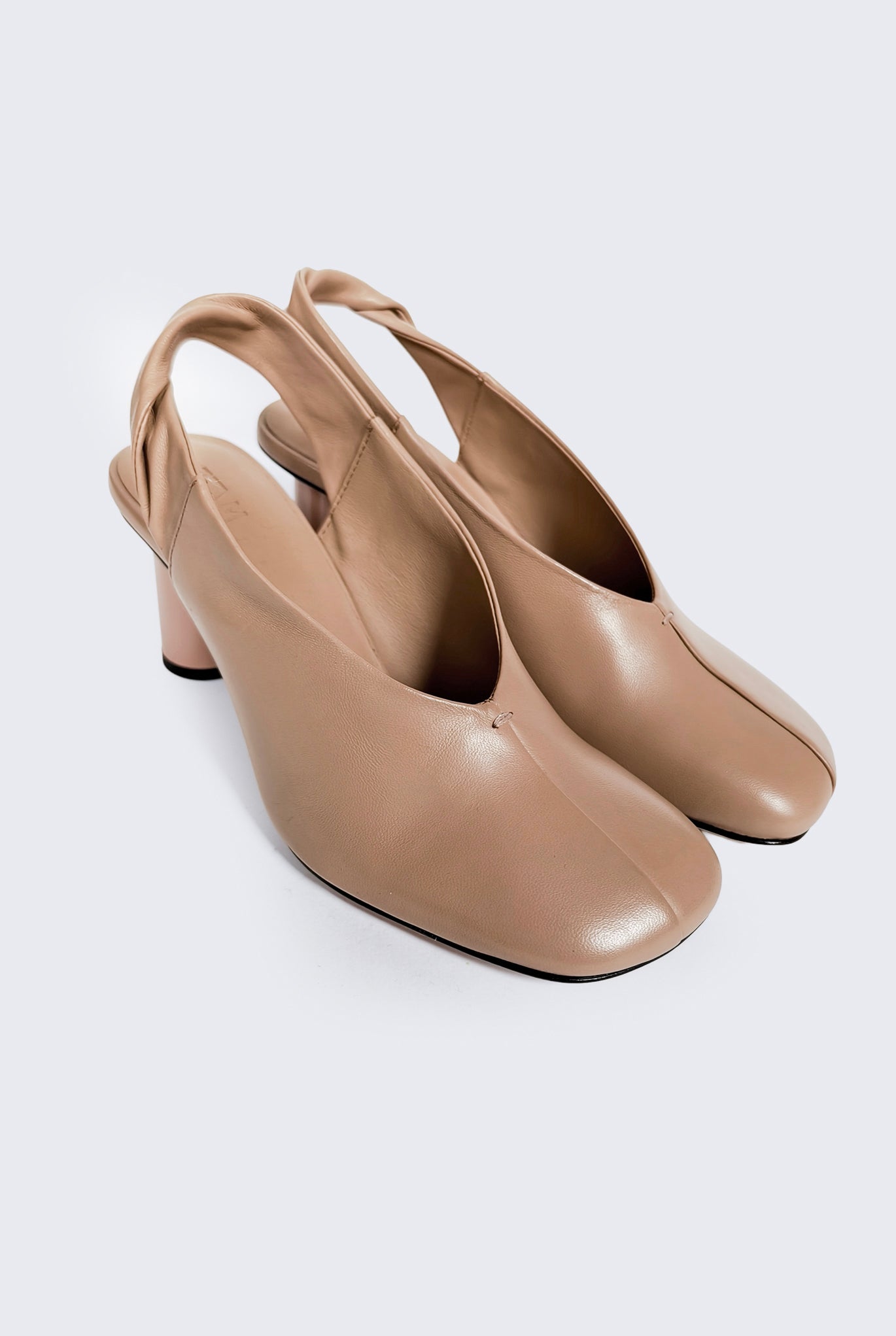 Dez- Twist Detailed Cylinder Heel Slinback