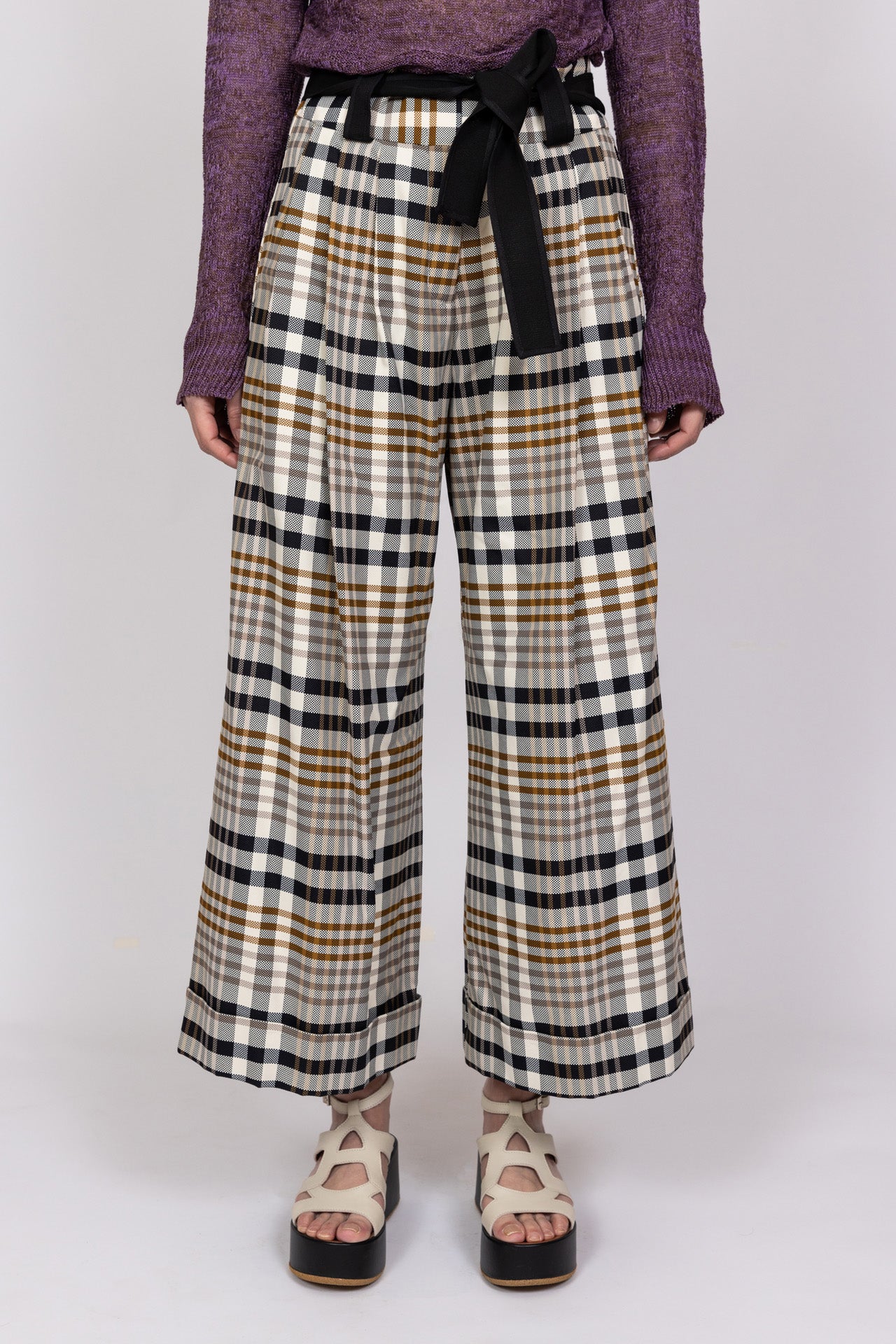 Pantalone a vita alta
