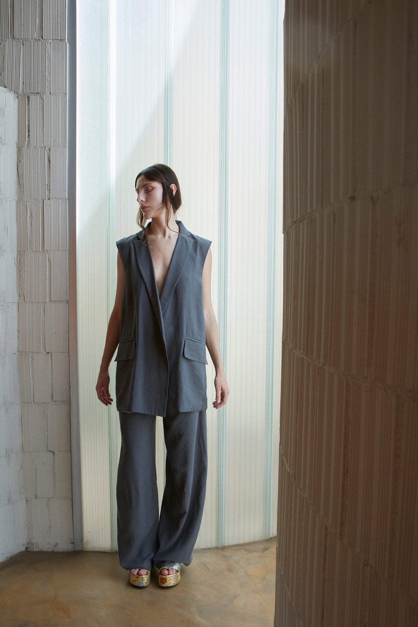 Gilet in tessuto delavato