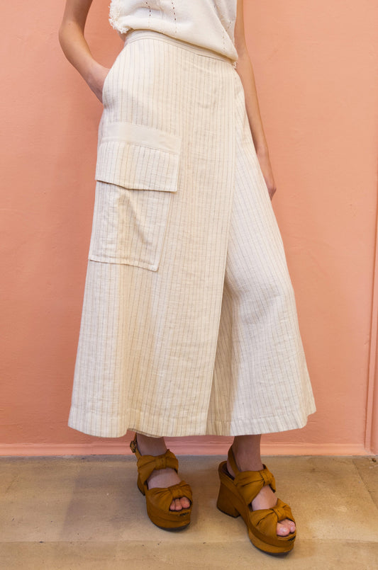 Gonna pantalone gessata