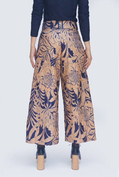 Cropped Flare Liberty
