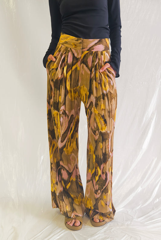 Wide-Leg Optical