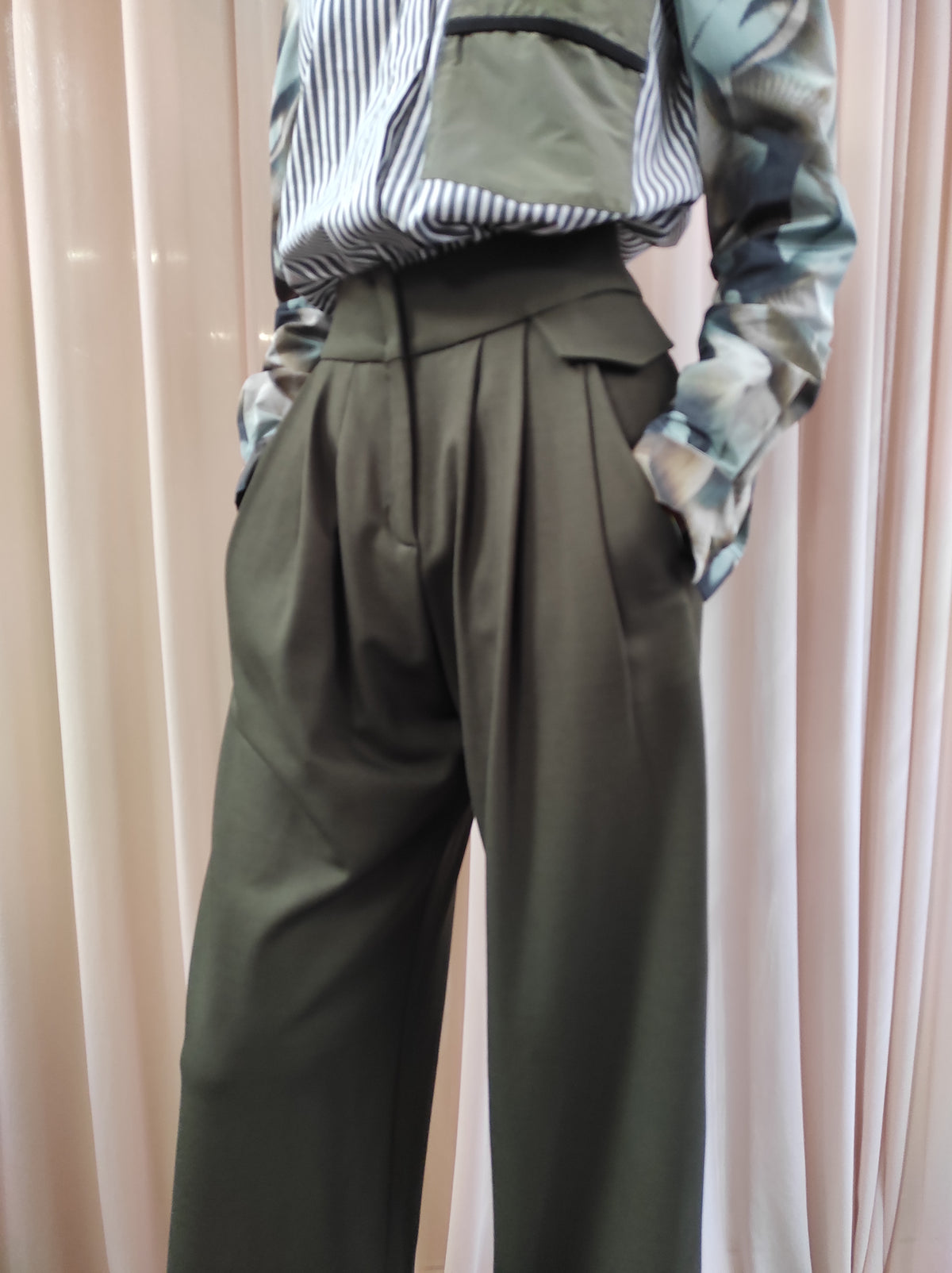 Pantalone con pences