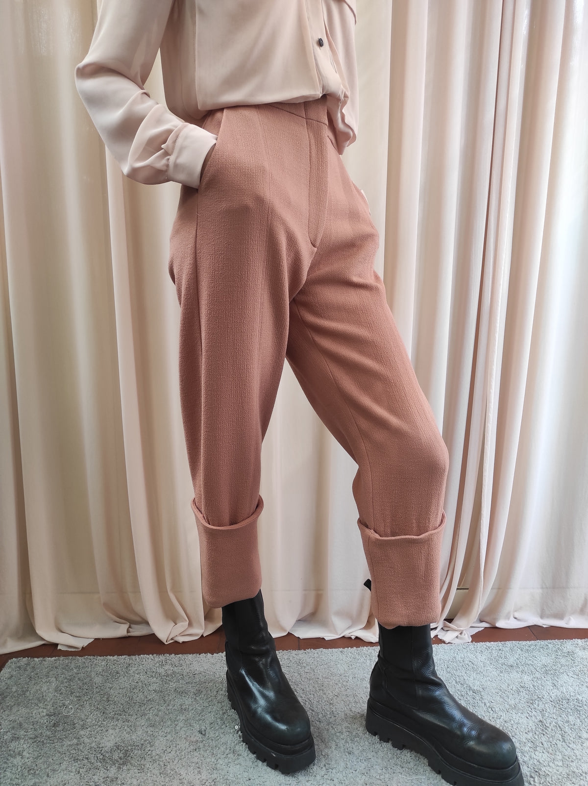 Pantalone in doppia crepe di lana