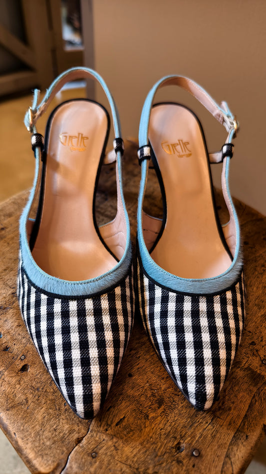 Scarpa con tacco