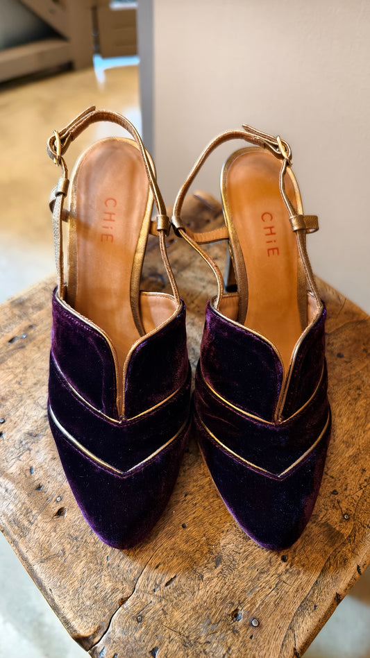 Scarpa con tacco