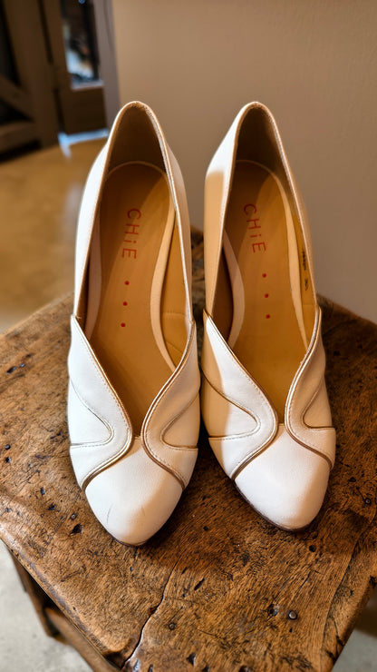 Décolleté bridal