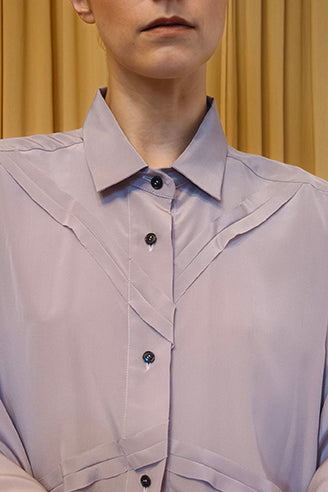 Camicia over con dettagli