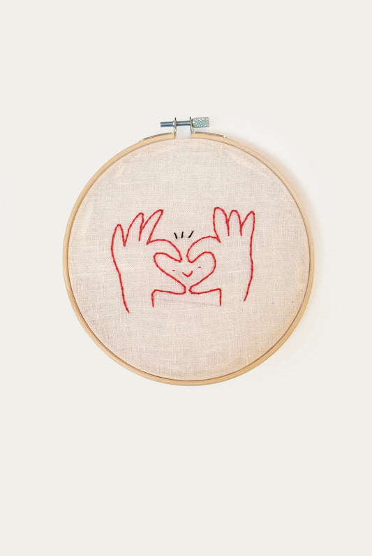 Rica.miri - Telaio ricamato Mani a cuore