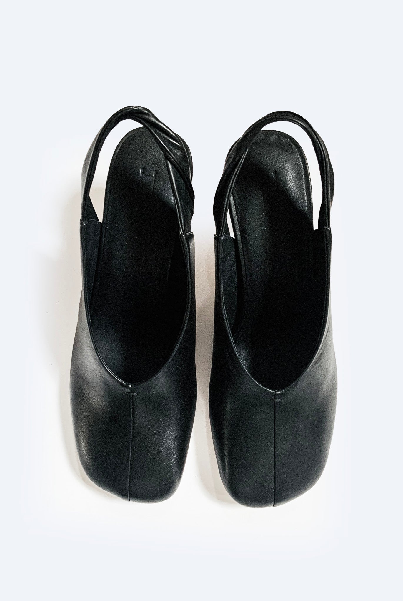 Dez- Twist Detailed Cylinder Heel Slinback